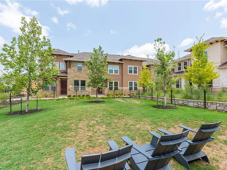 6814 E Riverside Dr #106 — Photo 35