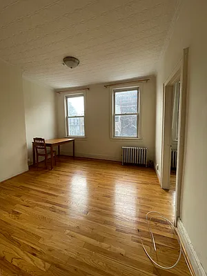 Rented by New York Realty Minimax Inc | media 26