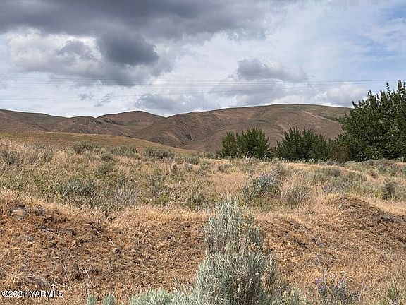 E8453015-D047-47EB-B56B-9B94C7322E35_1_1