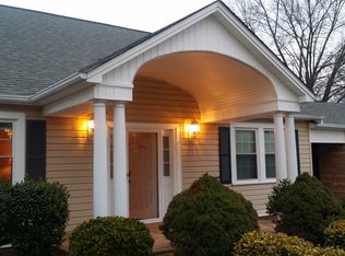 4 Sunnyside St, Granite Falls, NC 28630
