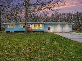 2231 Macarthur Rd, Muskegon, MI 49442