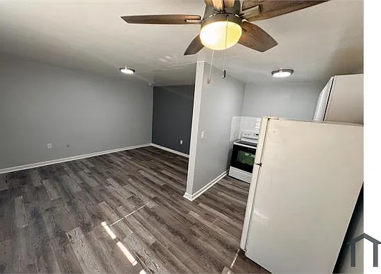 2318 4th St S #2 — Photo 5
