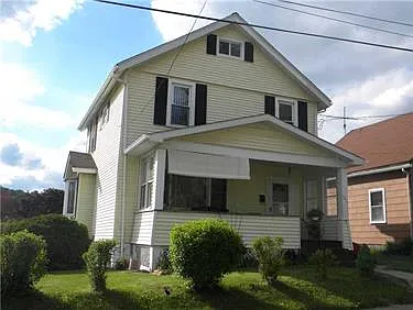 1415 5th St photo 1
