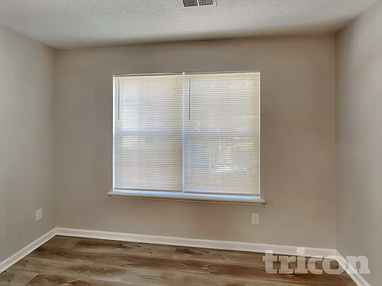 12360 Hennigan Place Ln — Photo 7