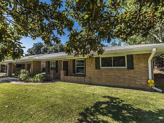 2nd image of 308 Genevieve Dr