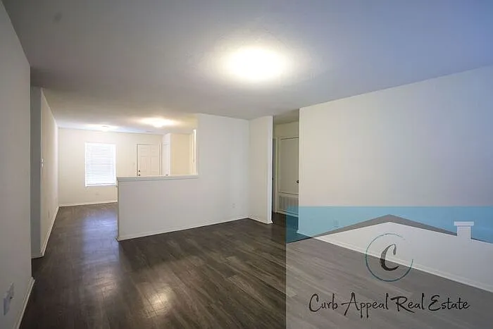 3718 Churchill Dr — Photo 9