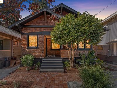 6127 Hillegass Ave, Oakland, CA, 94618