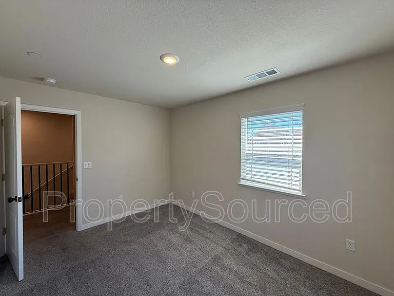 936 W Alameda St #A — Photo 28