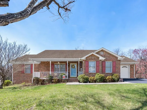 1855 Vista Cir, Bedford, VA 24523