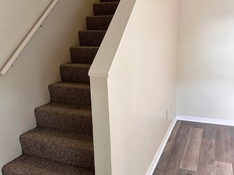 741 Ridgeview Dr — Photo 15