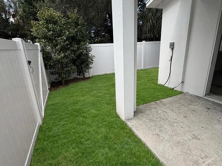 920 10th Ave S — Photo 11