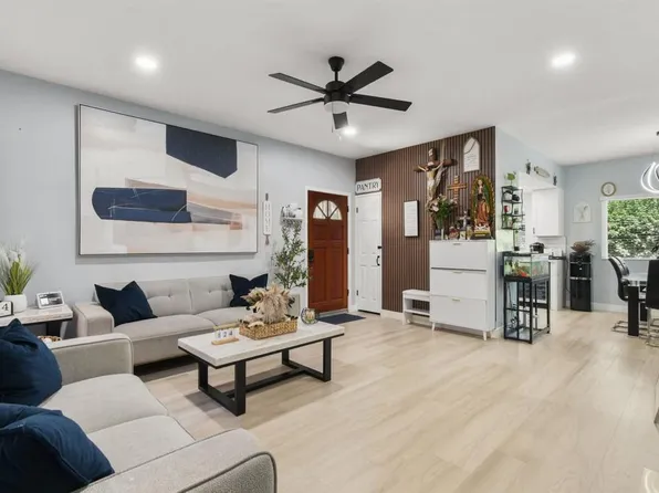 3629 Avocado Village Ct Unit 133, La Mesa, CA 91941