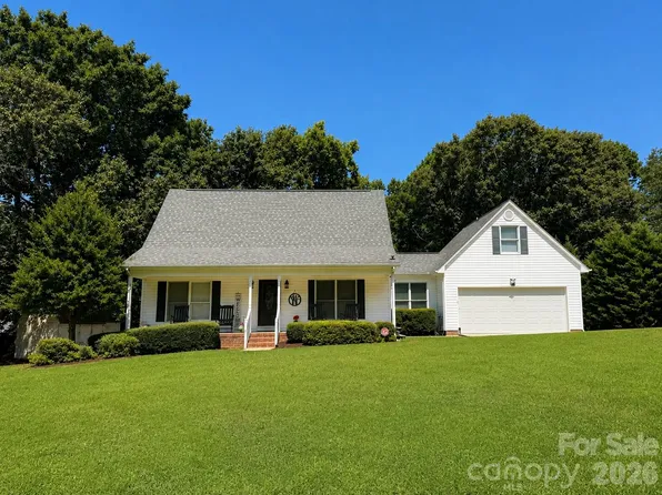 110 Crystal Brook Dr, Kings Mountain, NC 28086