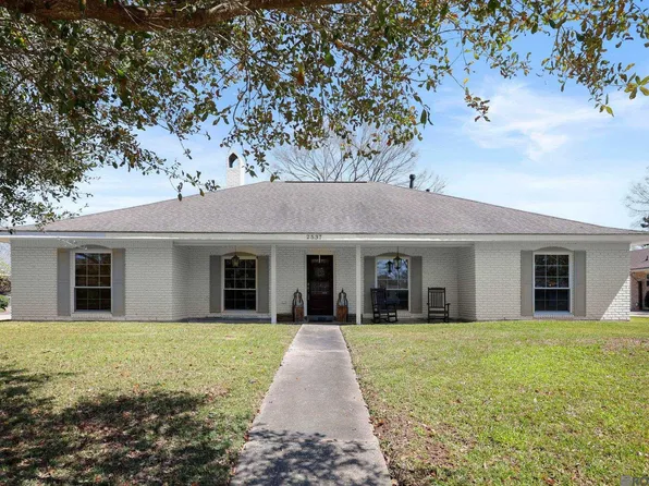 2537 W Highmeadow Ct, Baton Rouge, LA 70816