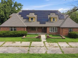 5423 Phelps Rd, Kansas City, MO 64136