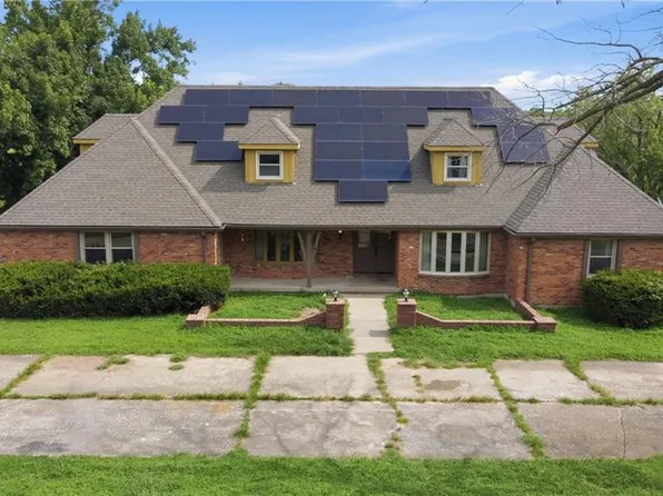 5423 Phelps Rd, Kansas City, MO 64136