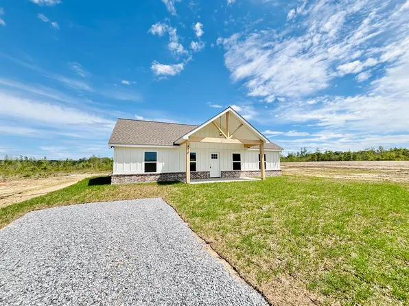 414 Monroe Breeland Rd, Poplarville, MS 39470