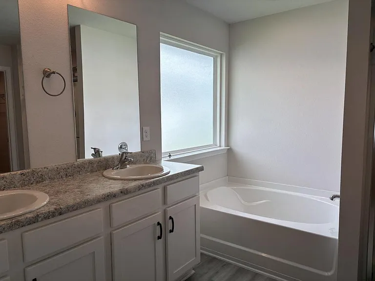 6359 Bellavia Ln — Photo 18