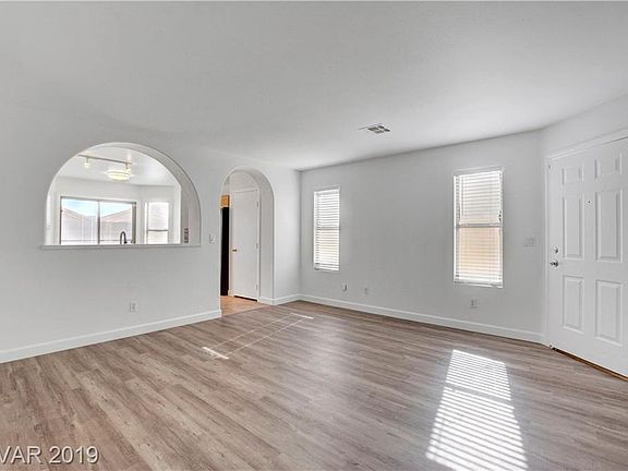 5th image of 4443 Pacific Sun Ave