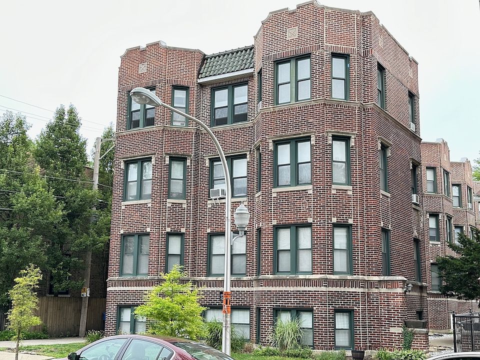 1st image of 3841 N Greenview Ave #E4