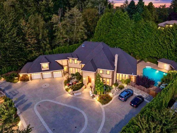 1882 168th St, Surrey, BC V3Z 9X3