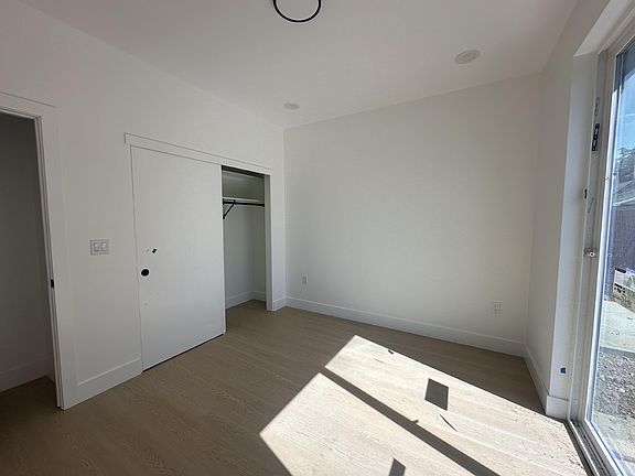 5th image of 4385 El Camino Ave #B