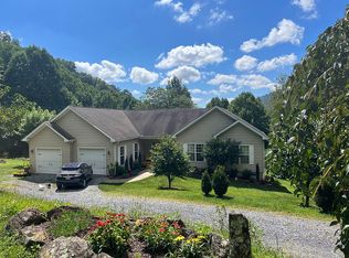 345 Mayali Trl, Waynesville, NC 28785