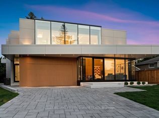 11 Knowles Cres, Aurora, ON L4G1Z6