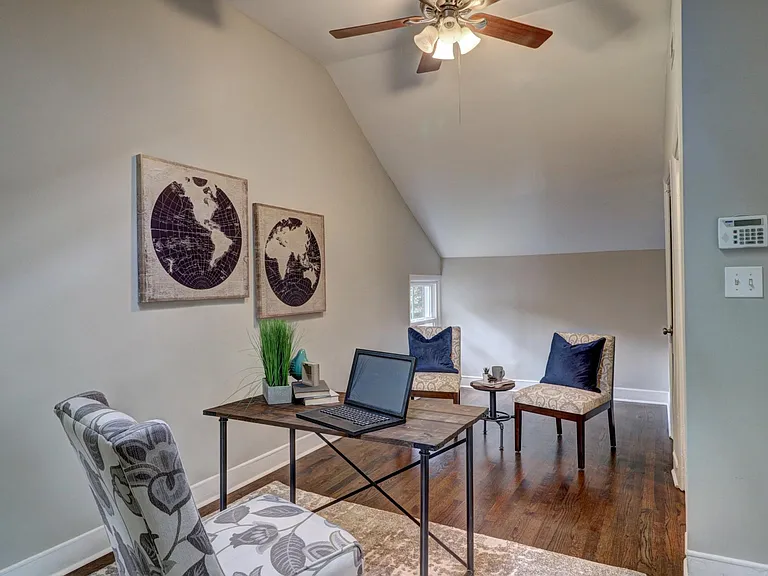 1254 Kingsley Cir — Photo 31
