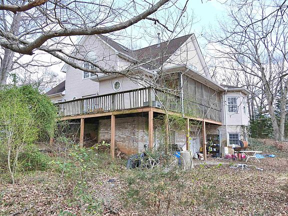 5th image of 333 Ross Hill Rd