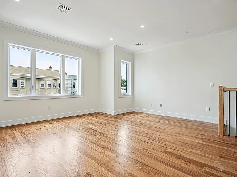 428 Hamilton St #2 — Photo 6