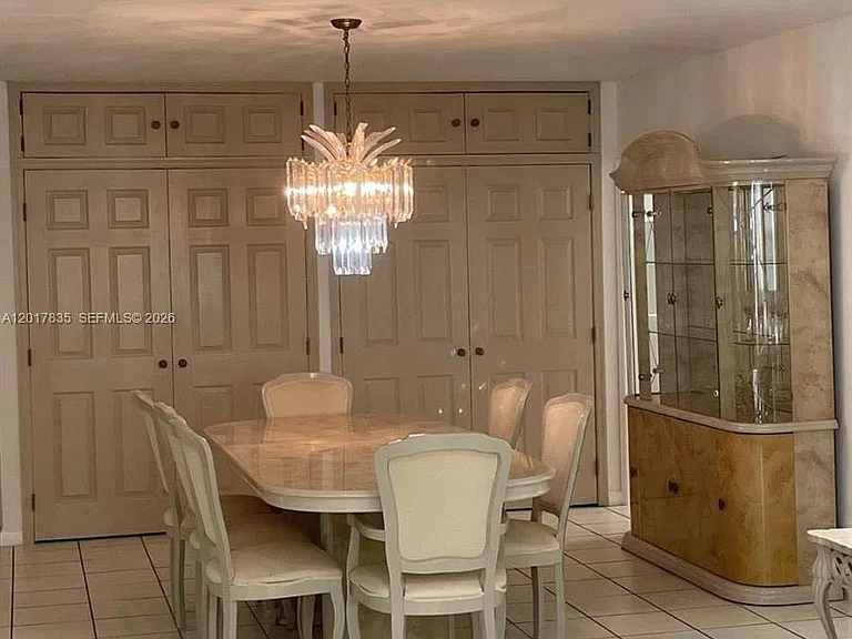 5005 Collins Ave #424 — Photo 8