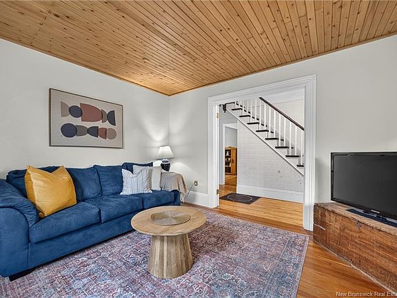 2nd image of 877 Barker St