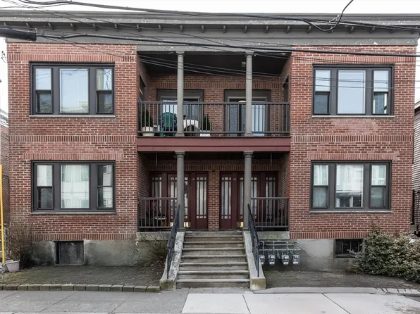 43-45 Ocean Ave, Winthrop, MA 02152