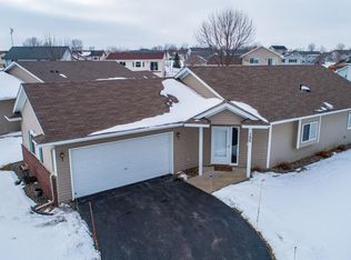 155 Garner Cir, Montrose, MN 55363