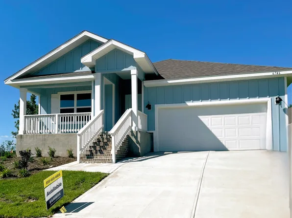 6746 Cambrian Rdg, Laurel Hill, FL 32567