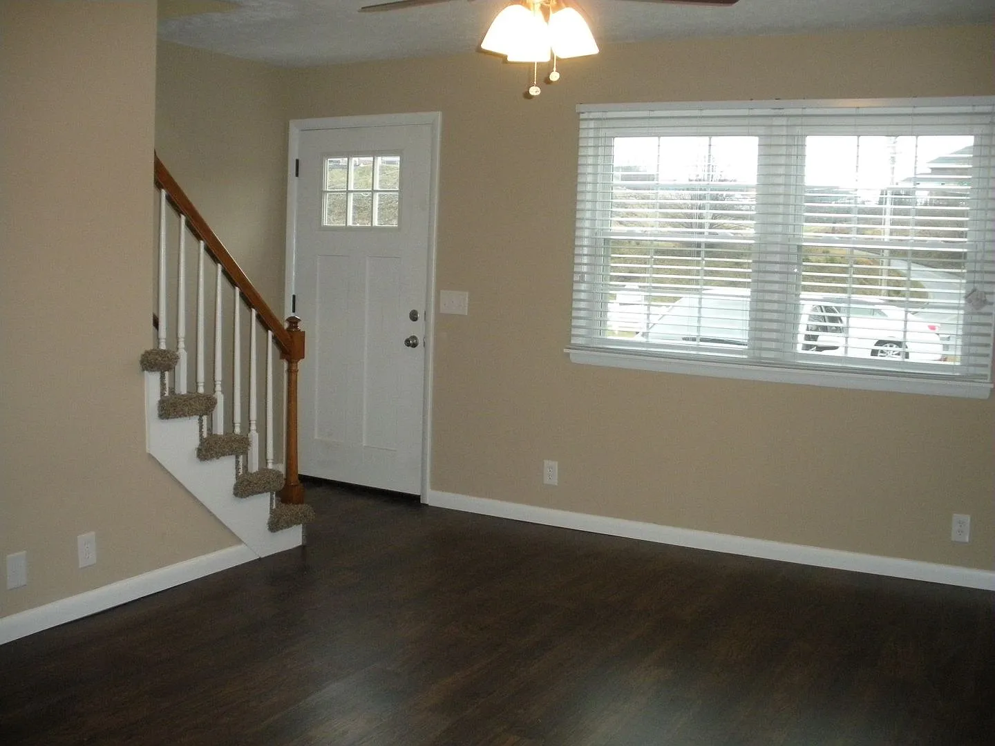2 bedroom/1.5 bath Townhouse Kingsport, TN — Photo 2