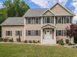 141 Chambers Rd, Danbury, CT 06811