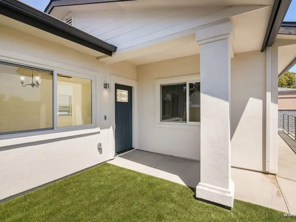 WOW, 3761-3763 Wawona Dr, San Diego, CA 92107