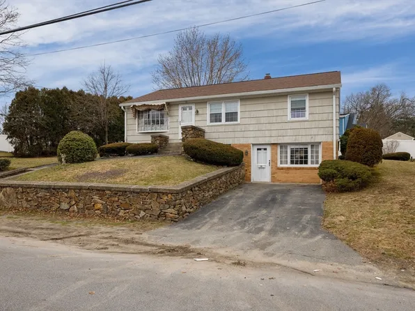 71 Mount Vernon St, Lawrence, MA 01843