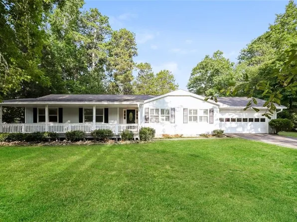 2178 E Chester Cir SE, Conyers, GA 30013