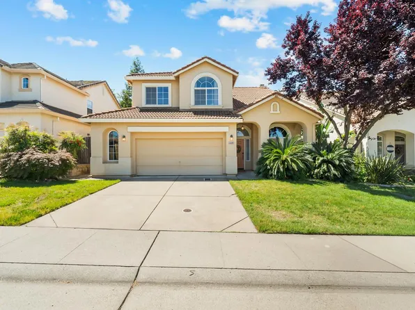 2204 Misty Hollow Dr, Rocklin, CA 95765