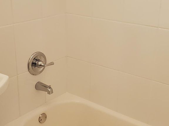 5th image of 1590 Xavier St #99