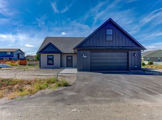 3856 Lovegrass Ln, Helena, MT 59601