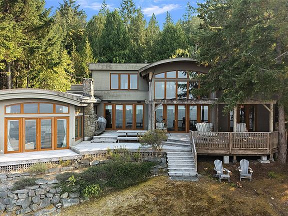 2nd image of 37 Salamanca Rd #2