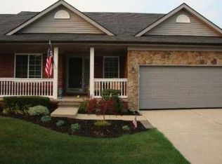 30037 Prospect St, Chesterfield, MI