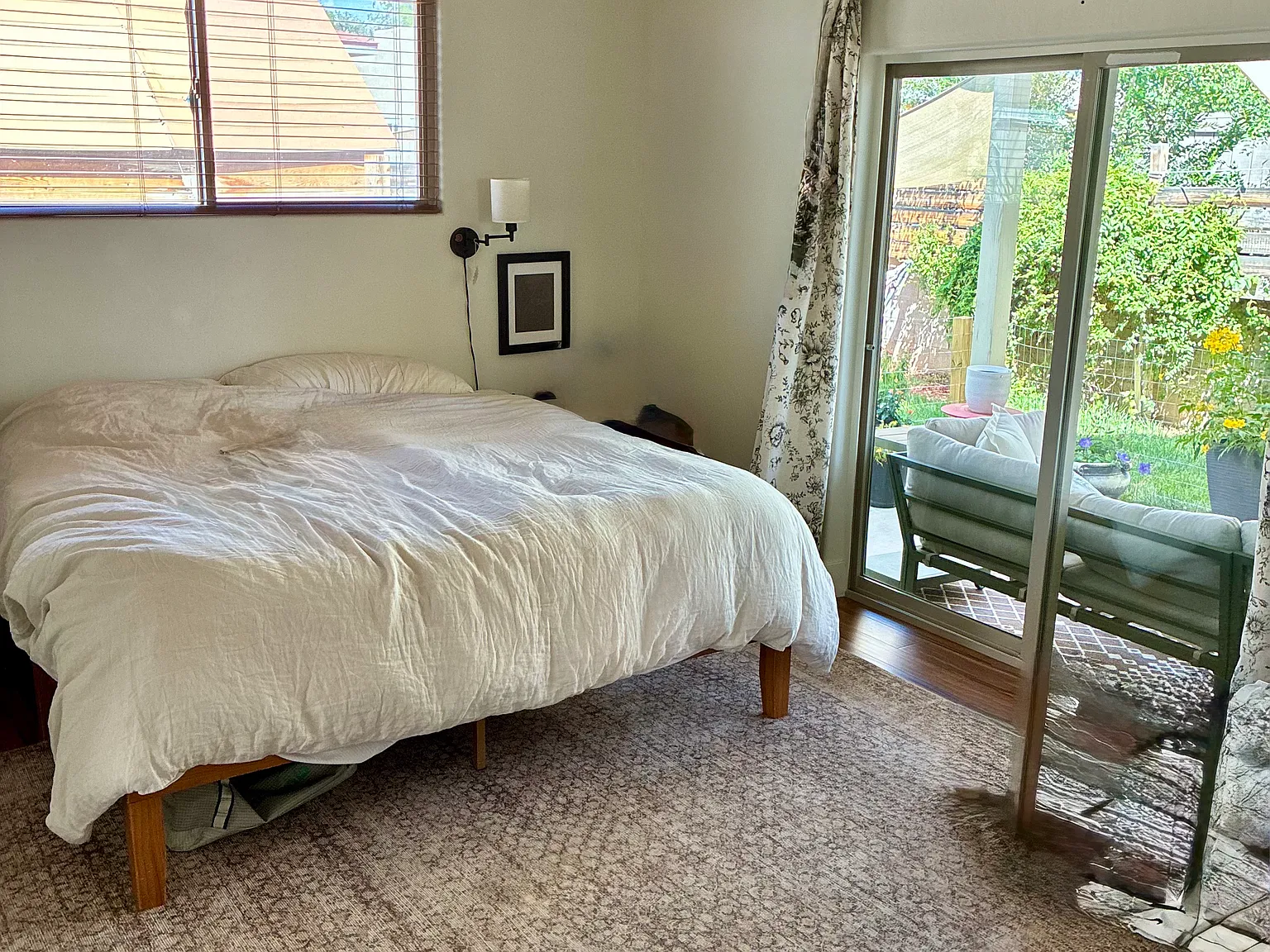 4 bed, 2.5 bath, 2161 sqft, $3,500 — Photo 4