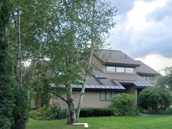 40 Lakeland Drive #10B, Hartford, VT 05059