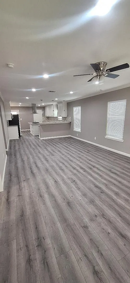 3 bed, 2.0 bath, 1204 sqft, $2,600 — Photo 3