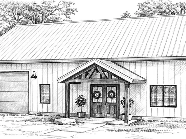 702 Oak St, Pattonsburg, MO 64670